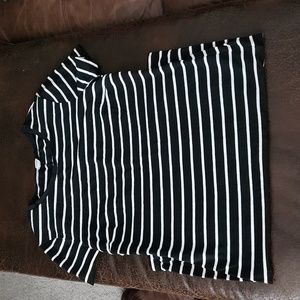 Womens size medium tshirt dress, black and white.